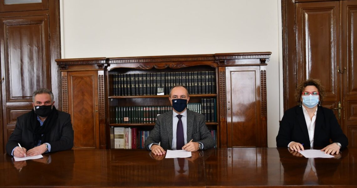 131109683_137425658170001_7881086466715161782_n